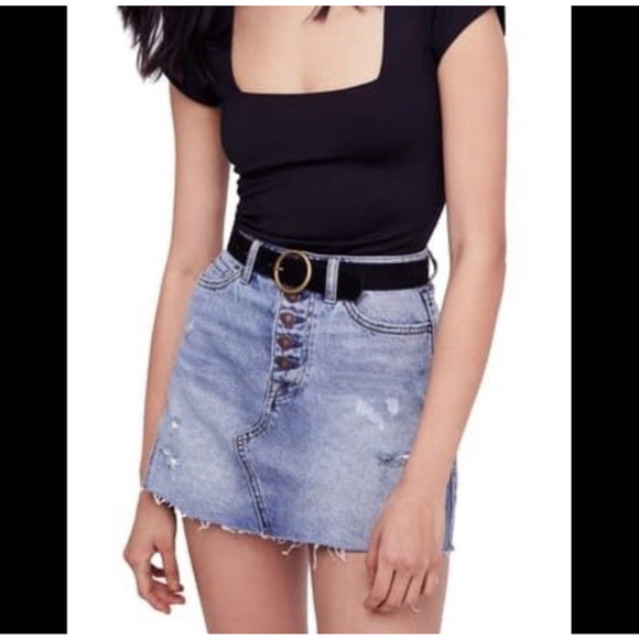 Free People We The Free A-Line Mini Skirt Women's Size 28 Blue Distressed Denim - Picture 8 of 8